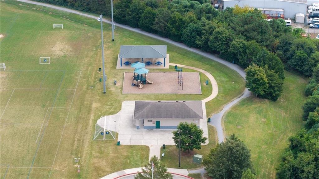 6018 Oakdale Road SE