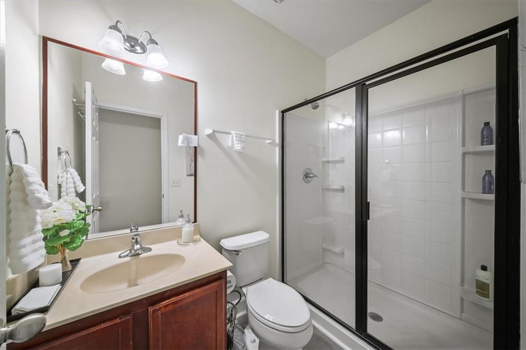 6018 Oakdale Road SE