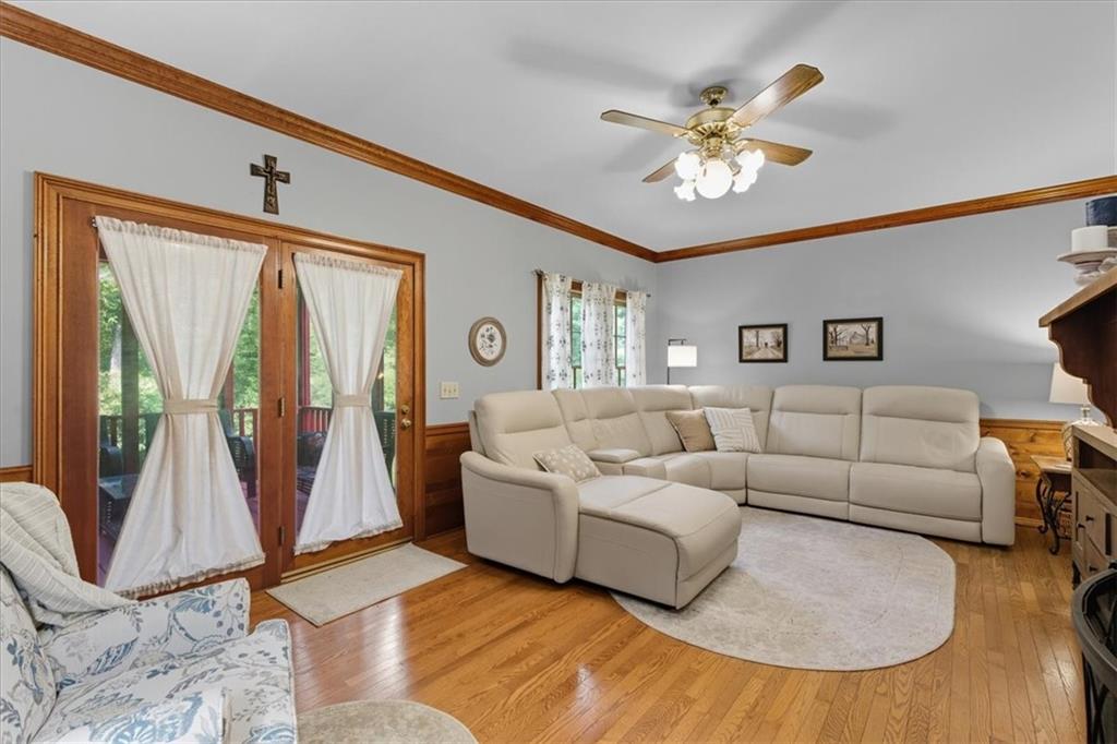 806 Homer Cochran Road