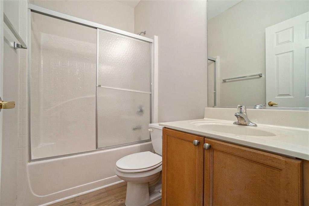 3233 ABBOTT Drive Unit 7