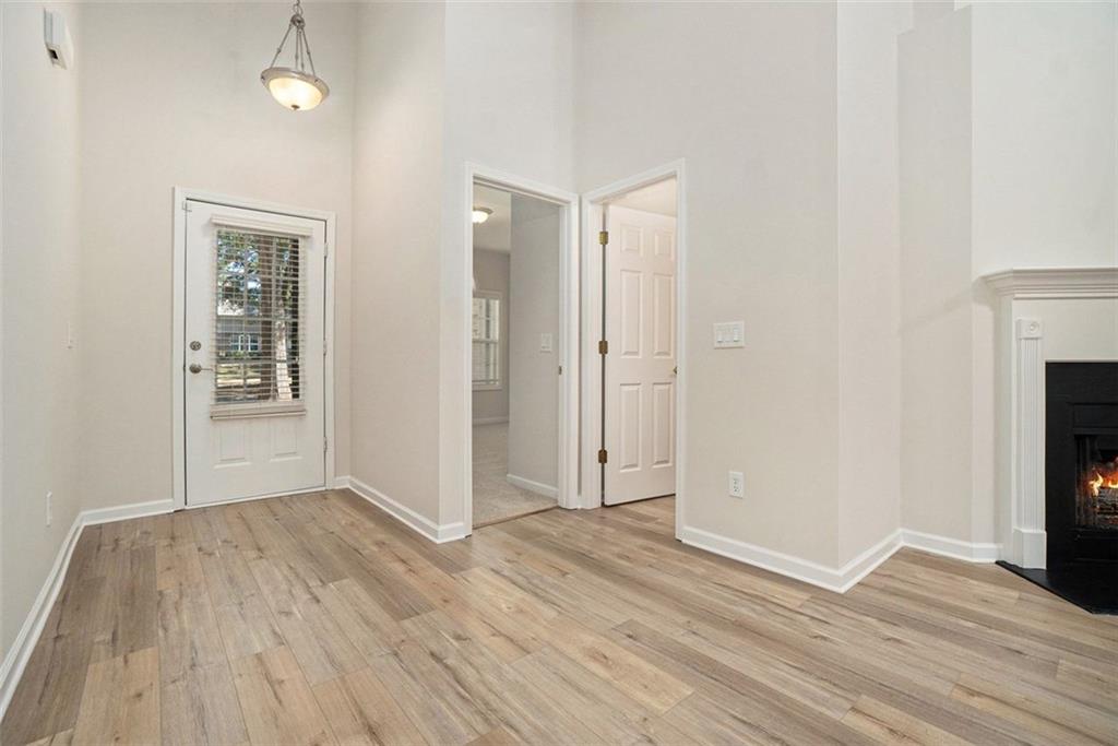 3233 ABBOTT Drive Unit 7