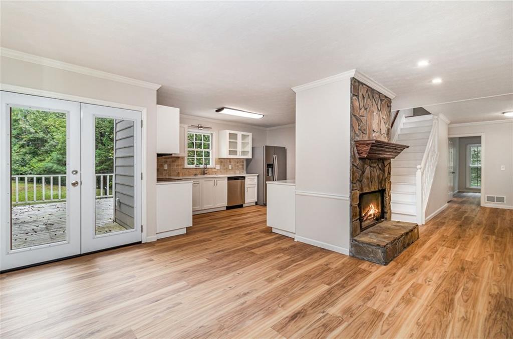 5225 TURTLE CREEK Drive