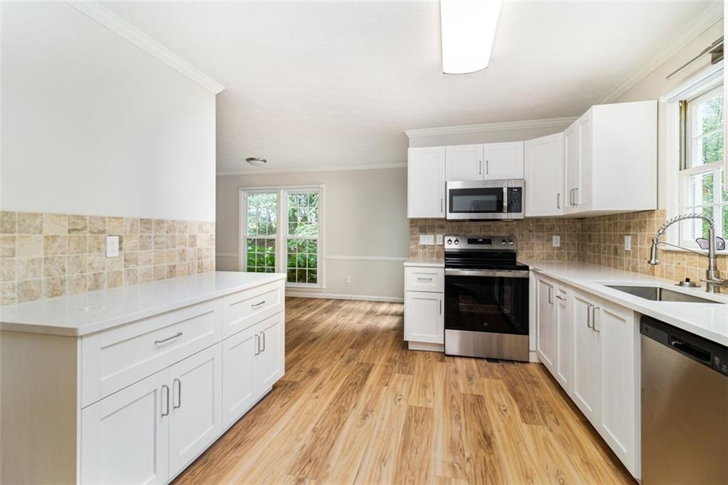 5225 TURTLE CREEK Drive