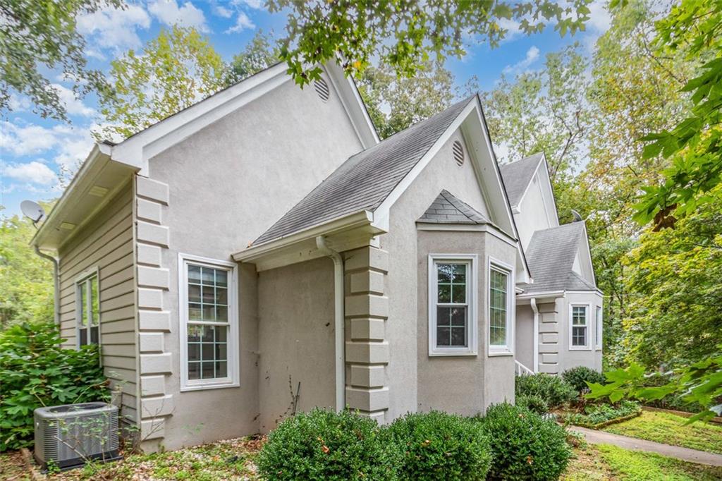 5225 TURTLE CREEK Drive