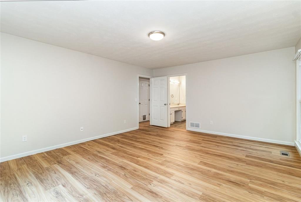 5225 TURTLE CREEK Drive