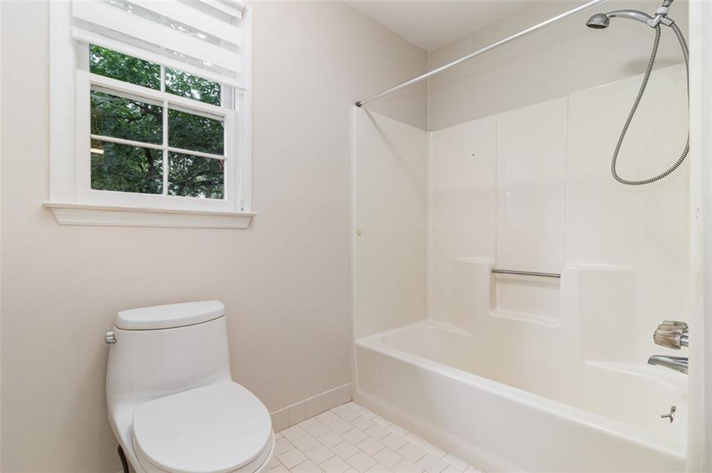 5225 TURTLE CREEK Drive