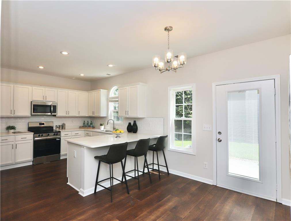 6351 Stewart Ridge Walk