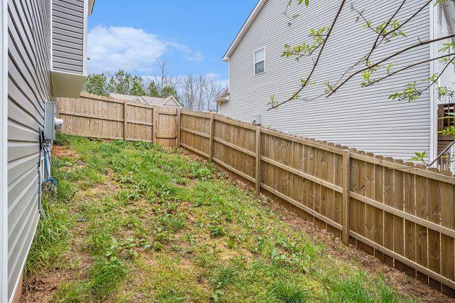 228 Fieldcrest Drive