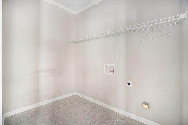 228 Fieldcrest Drive