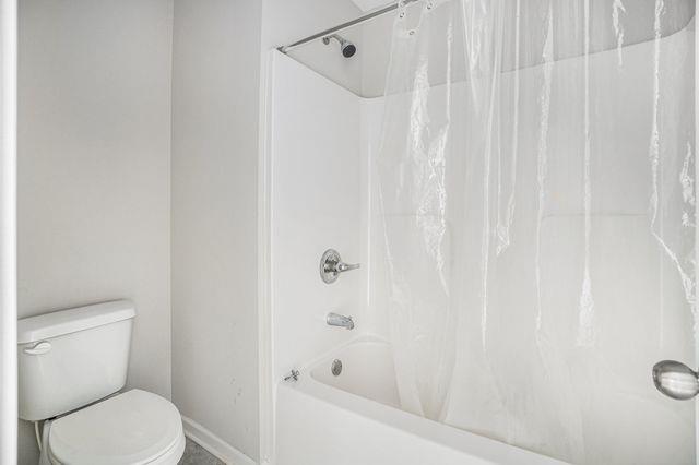 228 Fieldcrest Drive