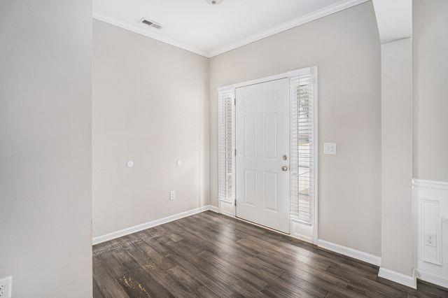 228 Fieldcrest Drive