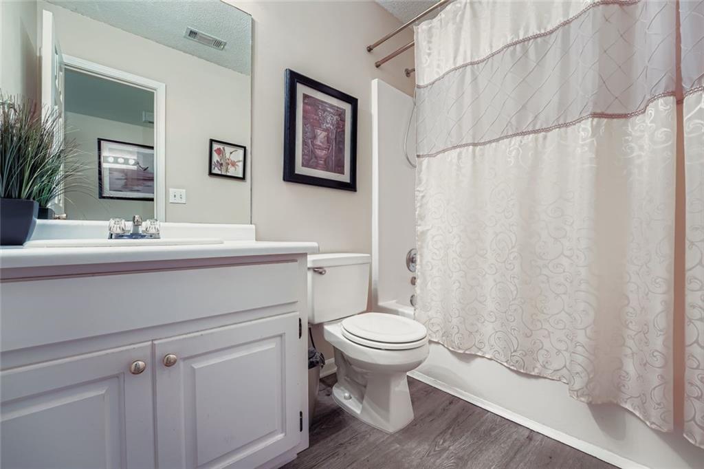 2484 Morning Glory Lane