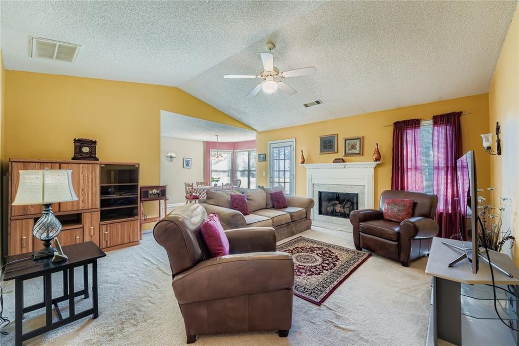 2484 Morning Glory Lane