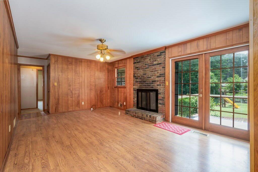 3854 Ridgewood Drive SE