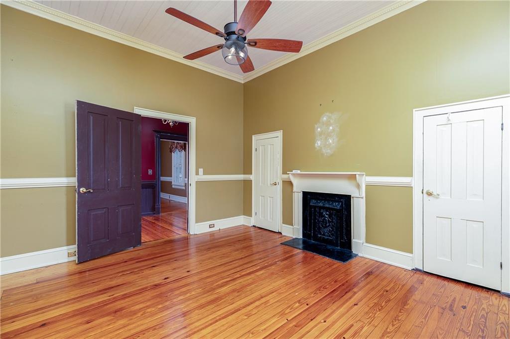 176 Confederate Avenue