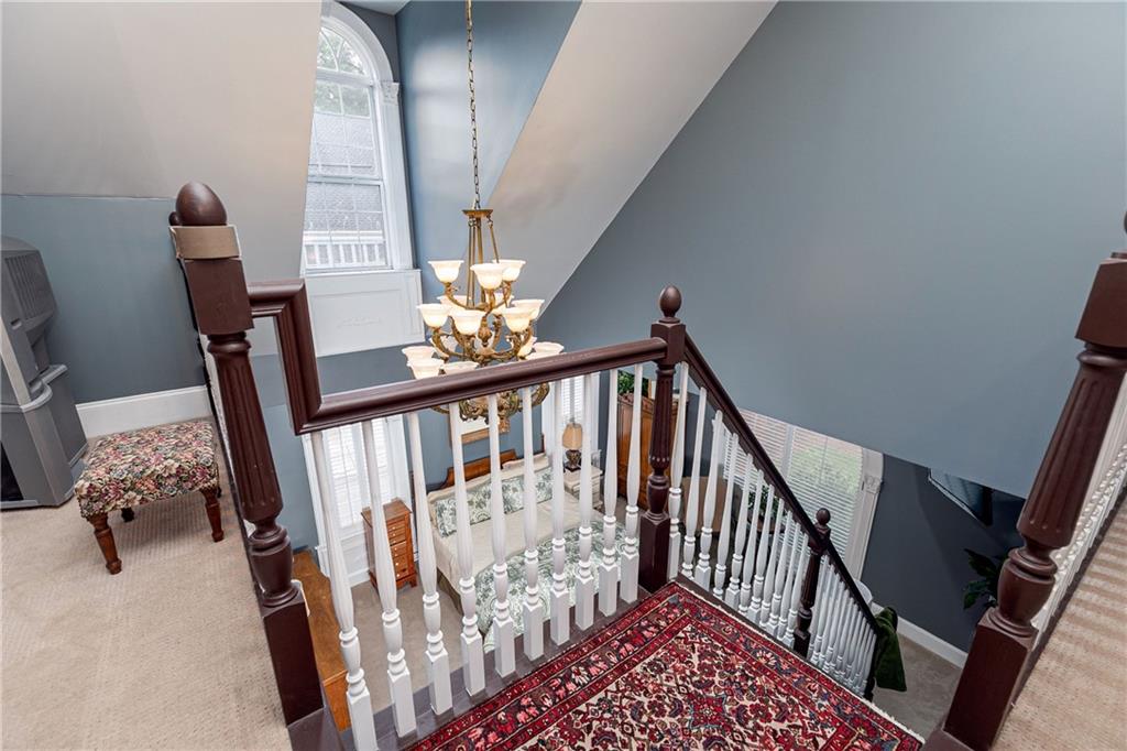 176 Confederate Avenue