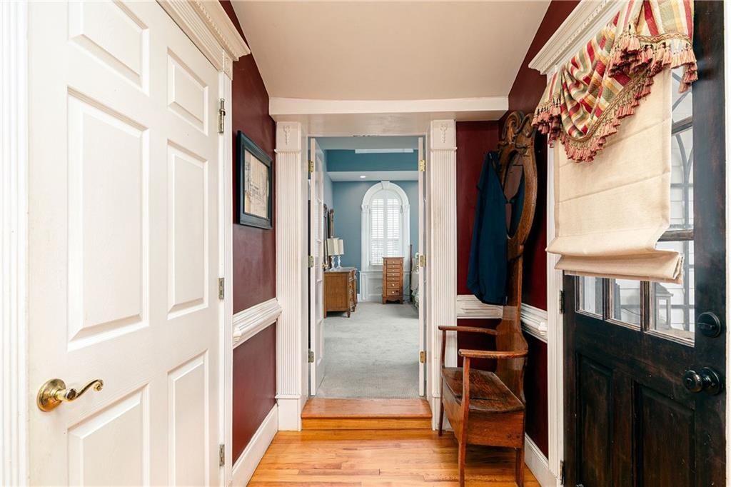 176 Confederate Avenue