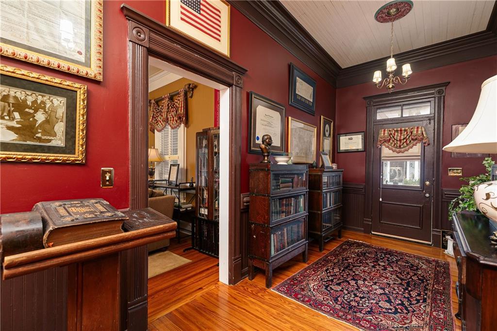 176 Confederate Avenue