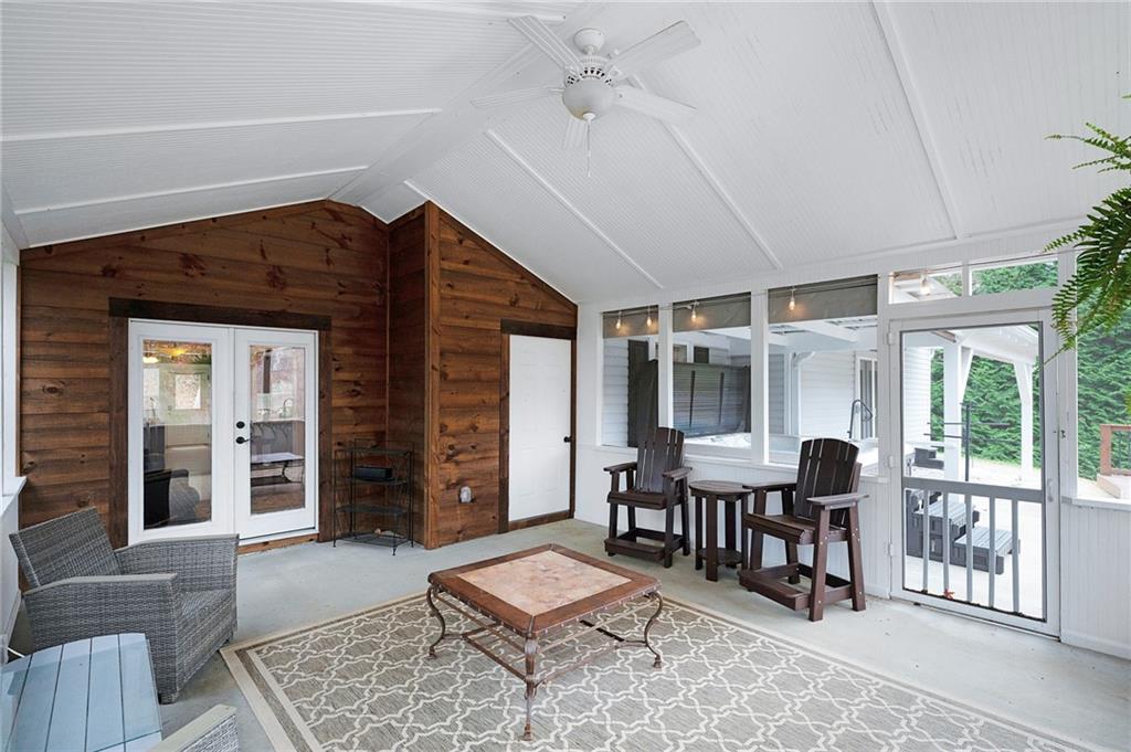 201 Talona Lake Terrace