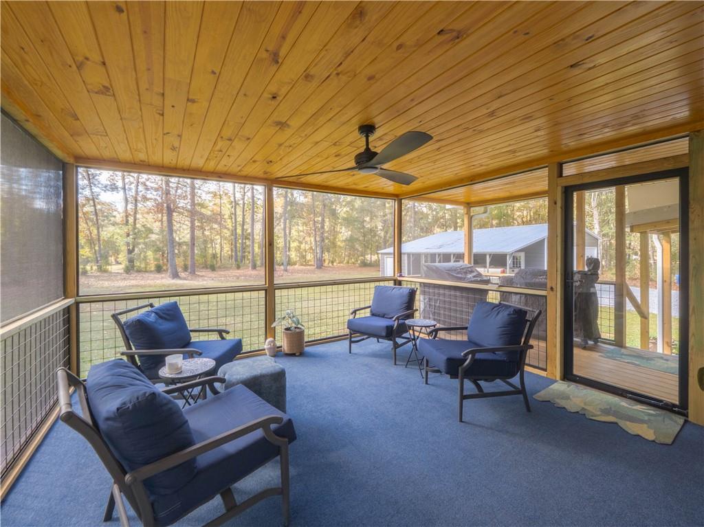 1143 Fiddler Crab Road NE