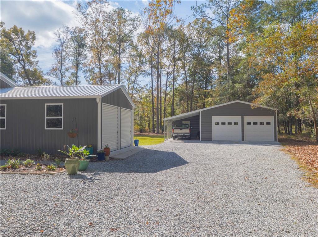 1143 Fiddler Crab Road NE