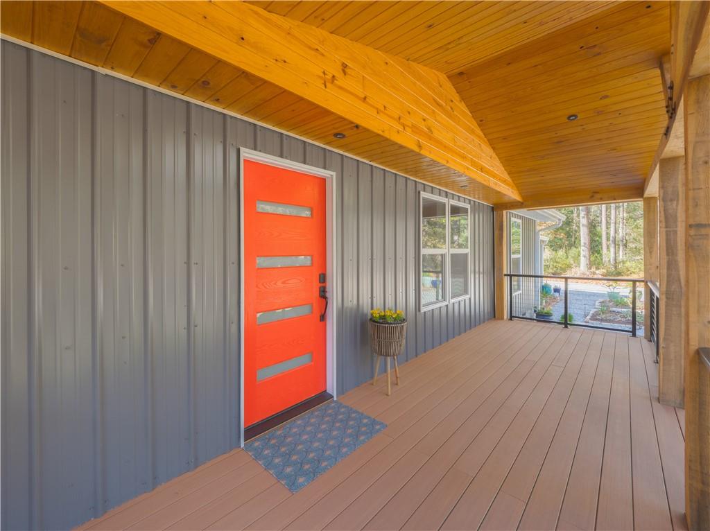 1143 Fiddler Crab Road NE