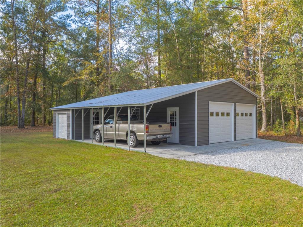 1143 Fiddler Crab Road NE