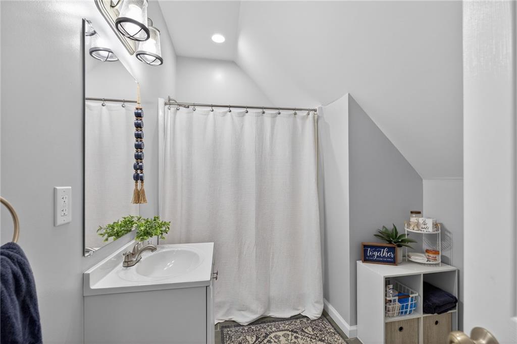 124 Jessica Drive