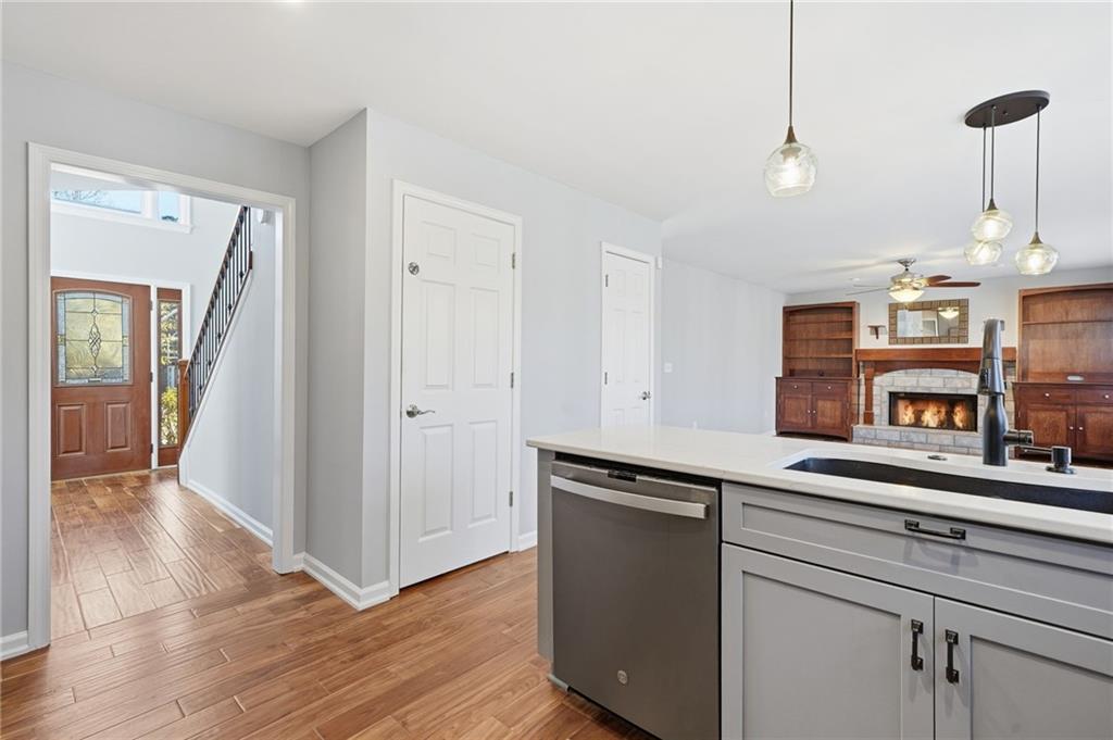 1217 Kaylyn Court NW