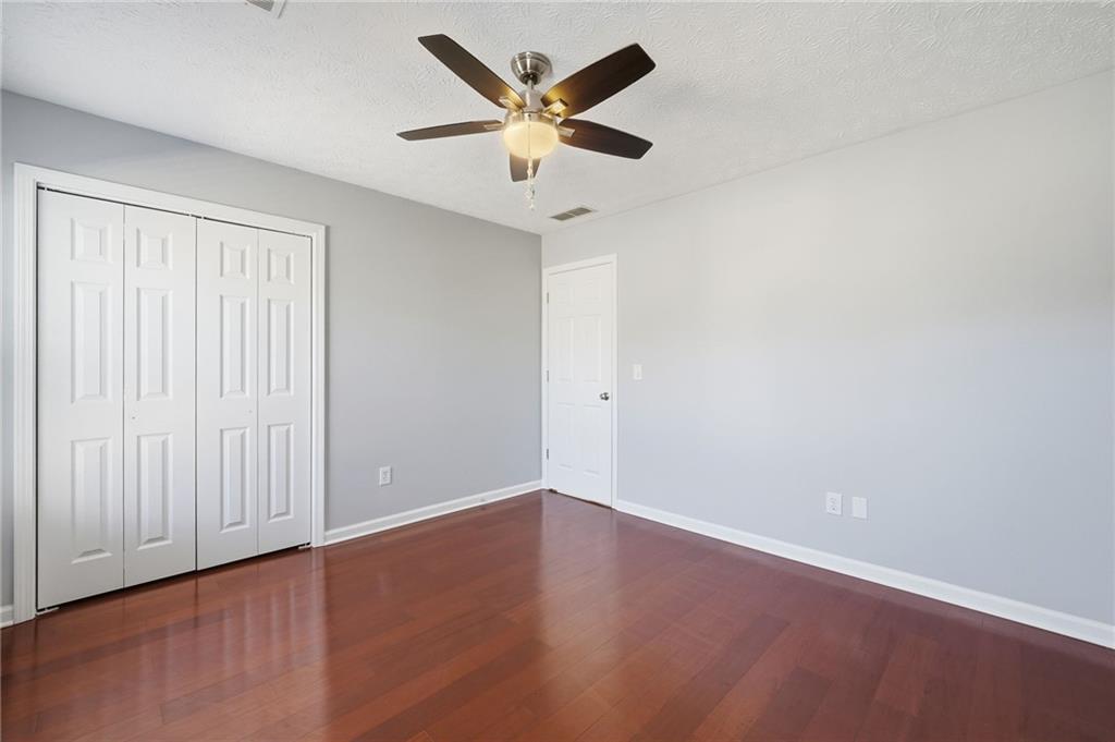 1217 Kaylyn Court NW