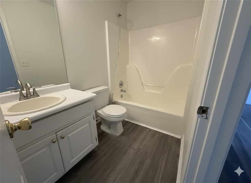 2484 Morning Glory Lane