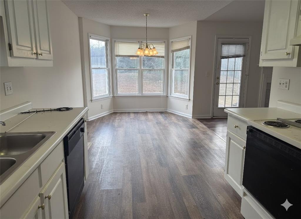 2484 Morning Glory Lane