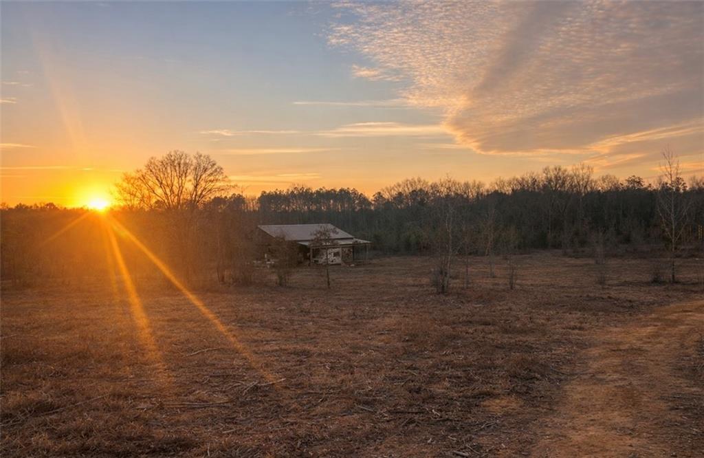 1590 Buttermilk Road SW