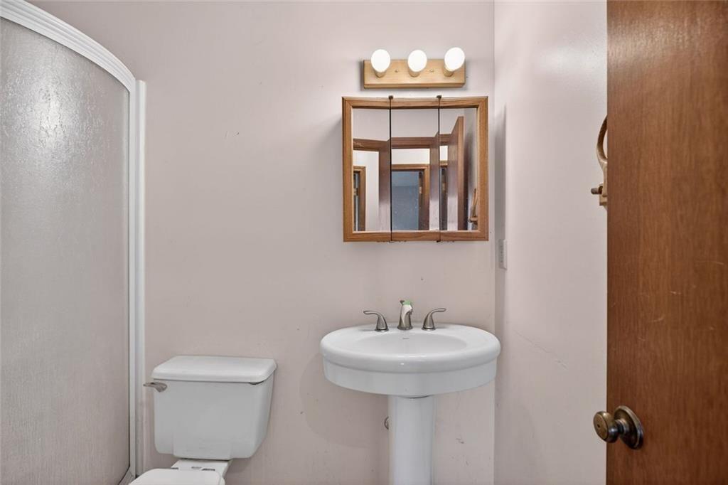 218 Quail Hollow Drive