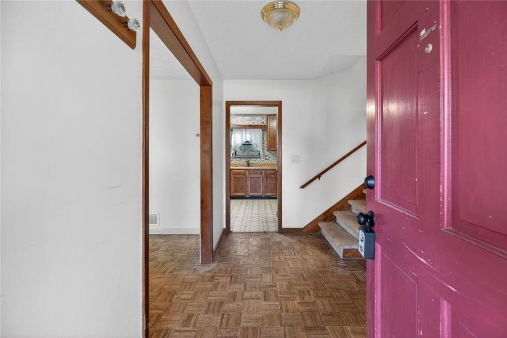 218 Quail Hollow Drive