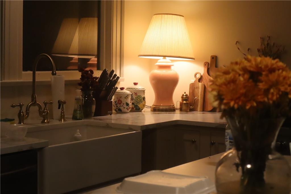 519 N College Street