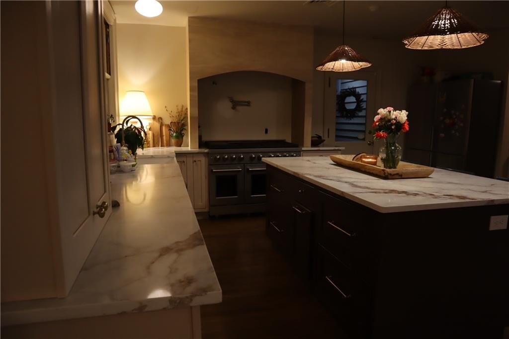 519 N College Street