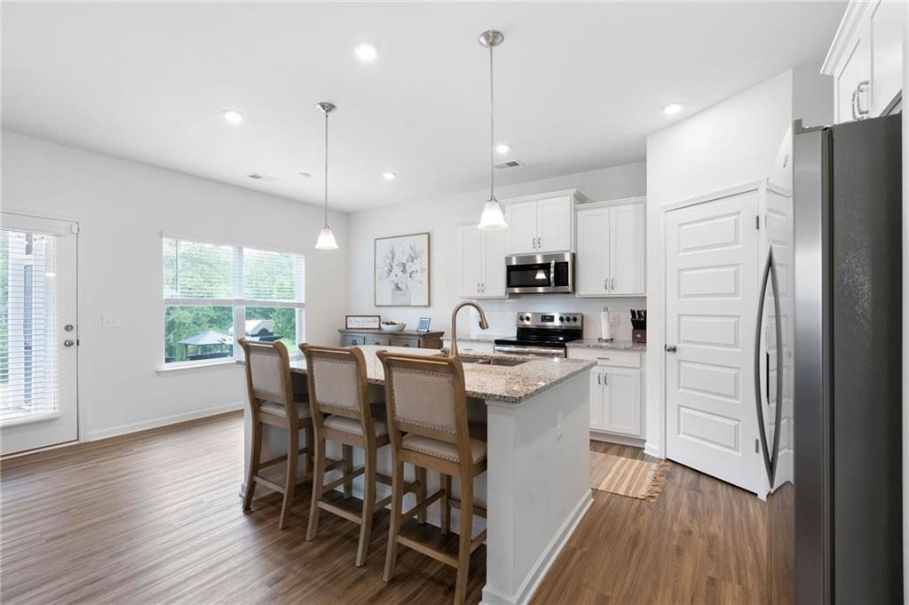 110 Waterside Ridge