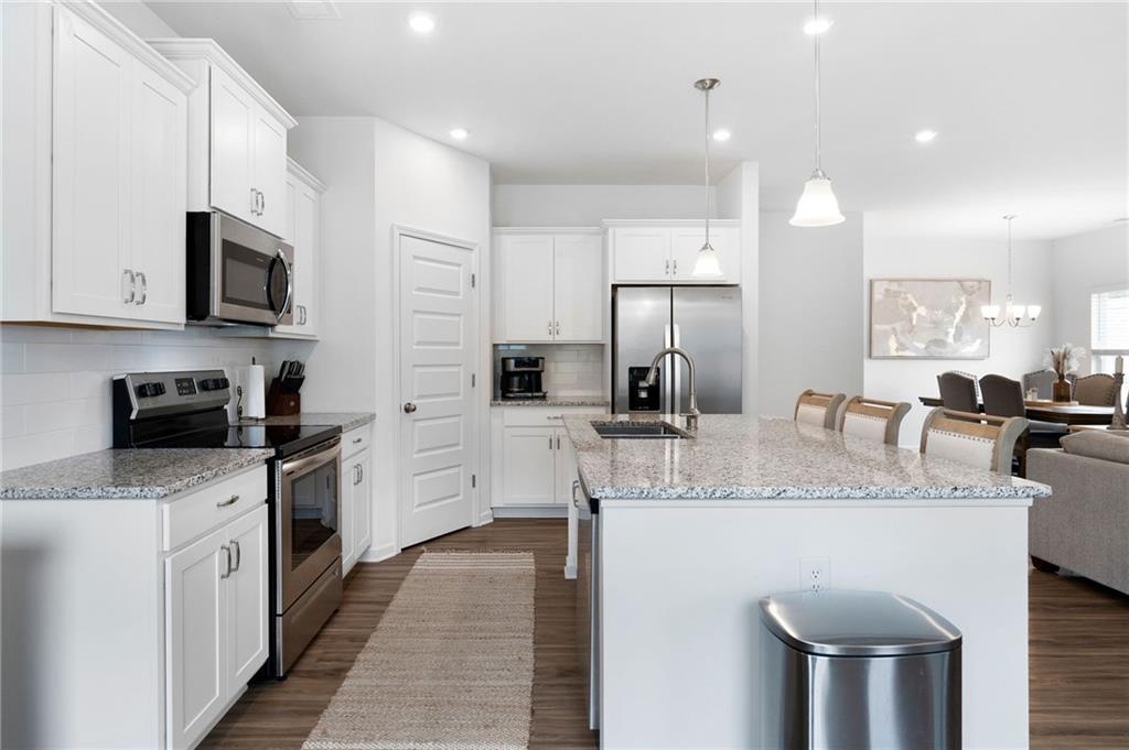 110 Waterside Ridge