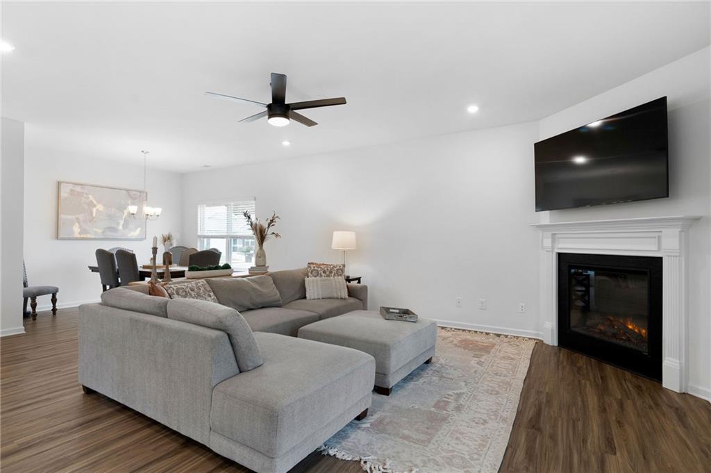 110 Waterside Ridge
