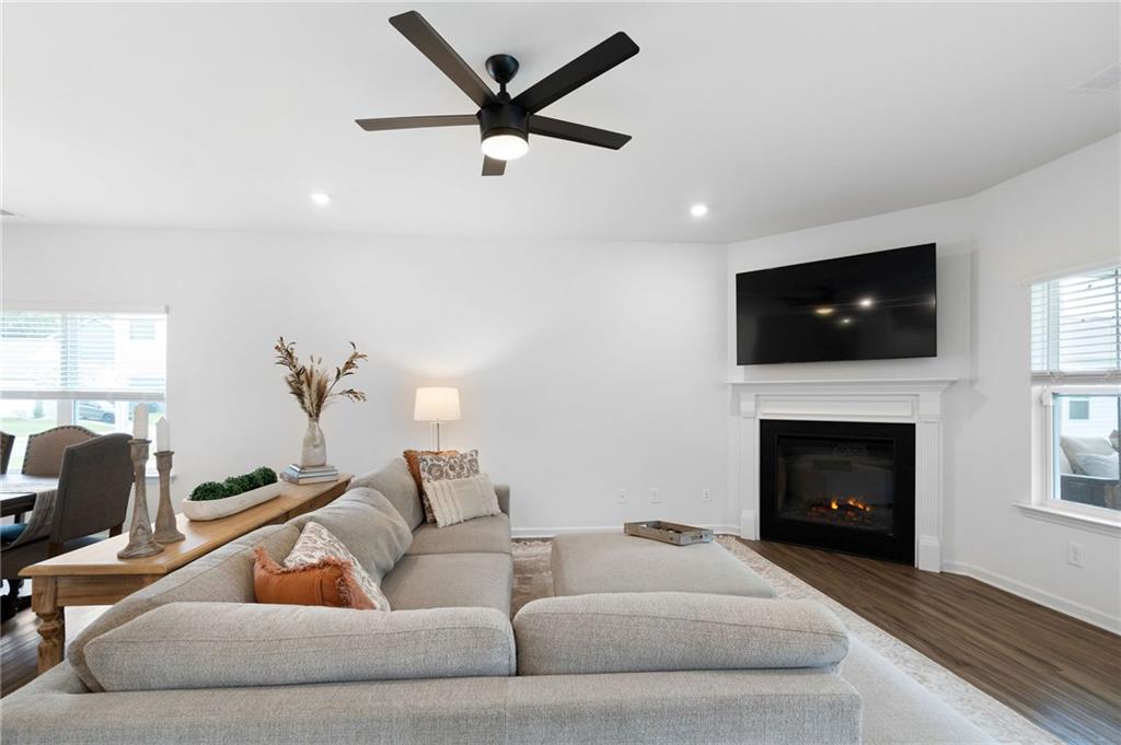 110 Waterside Ridge