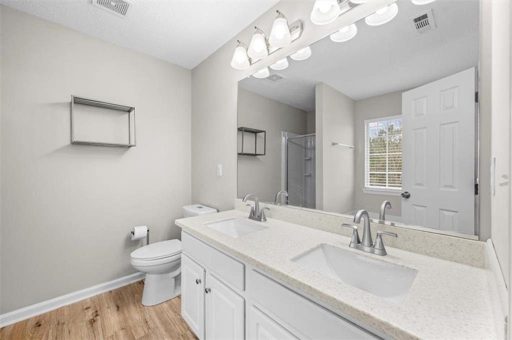 1202 Charleston Court