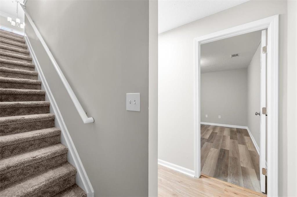 1202 Charleston Court