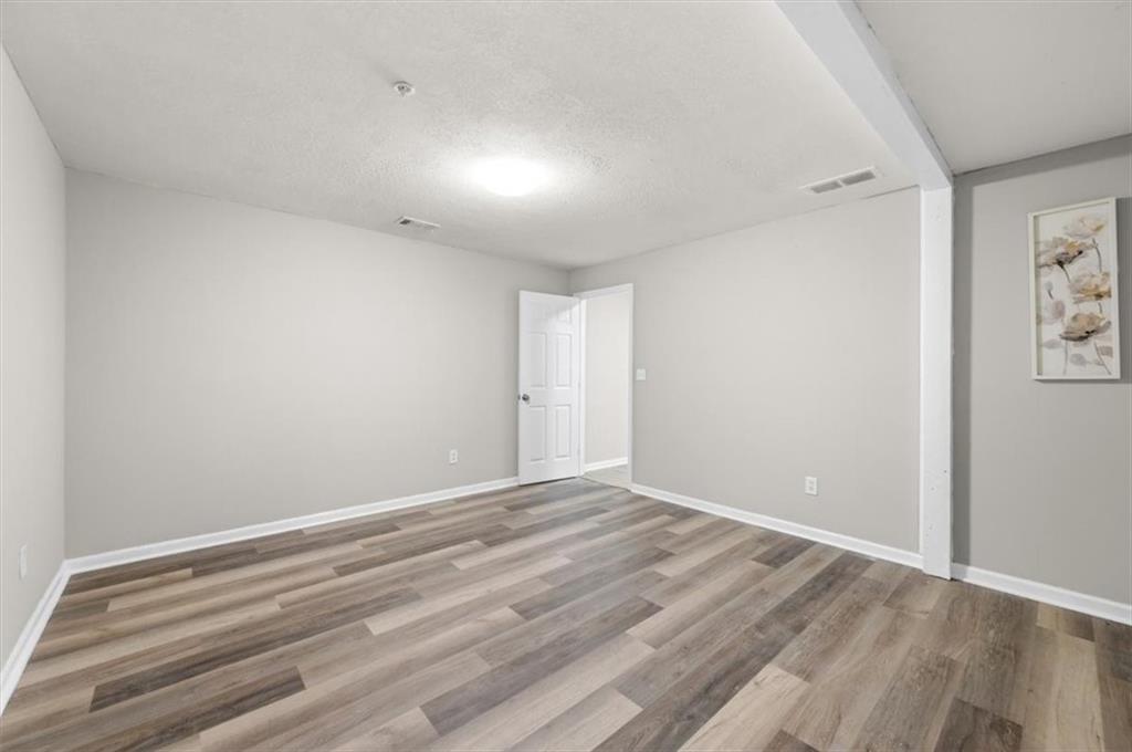 1202 Charleston Court