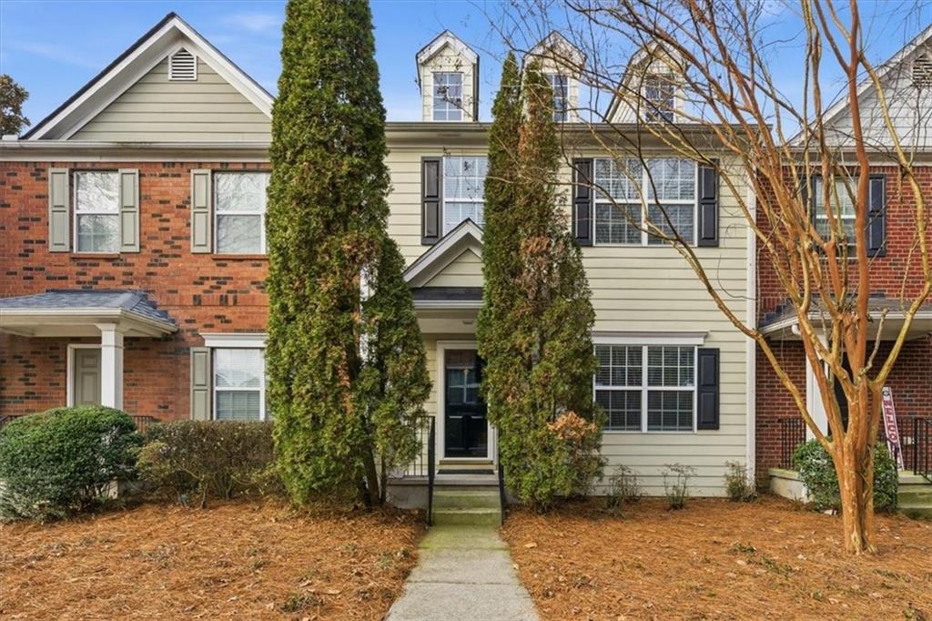 1202 Charleston Court