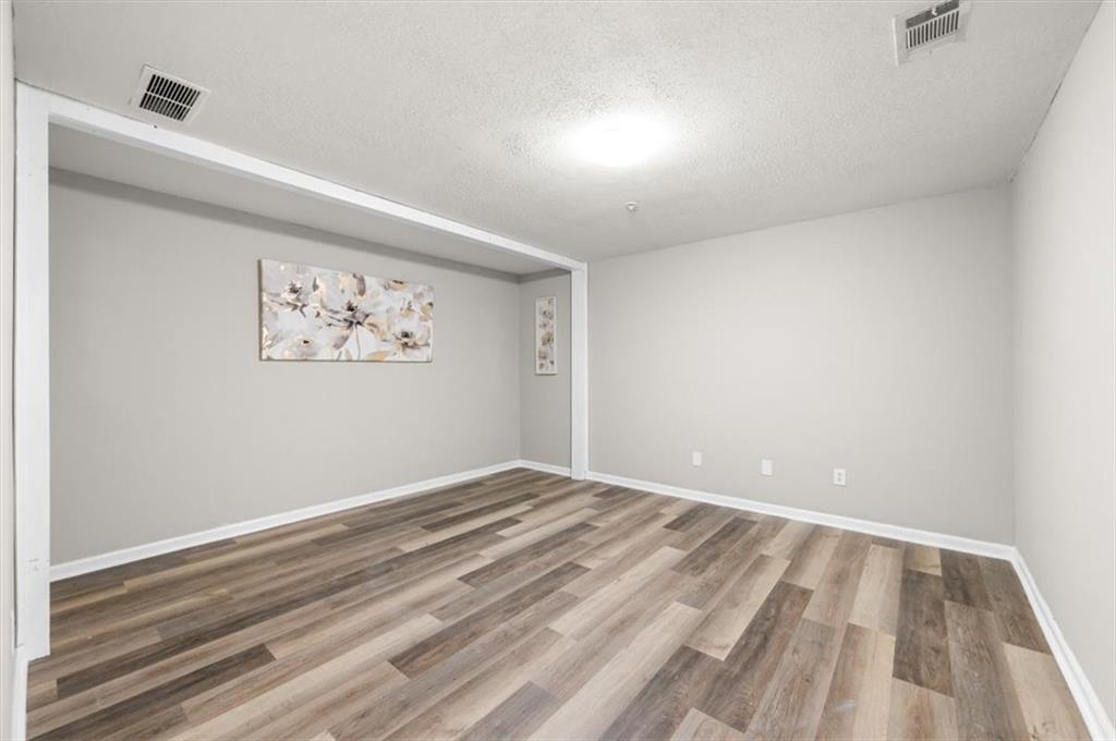 1202 Charleston Court