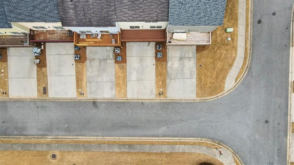 1202 Charleston Court