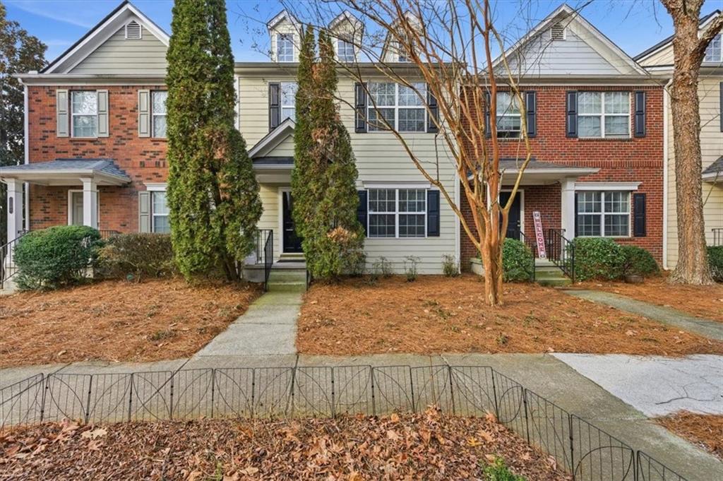 1202 Charleston Court