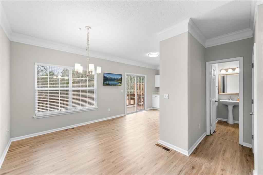 1202 Charleston Court