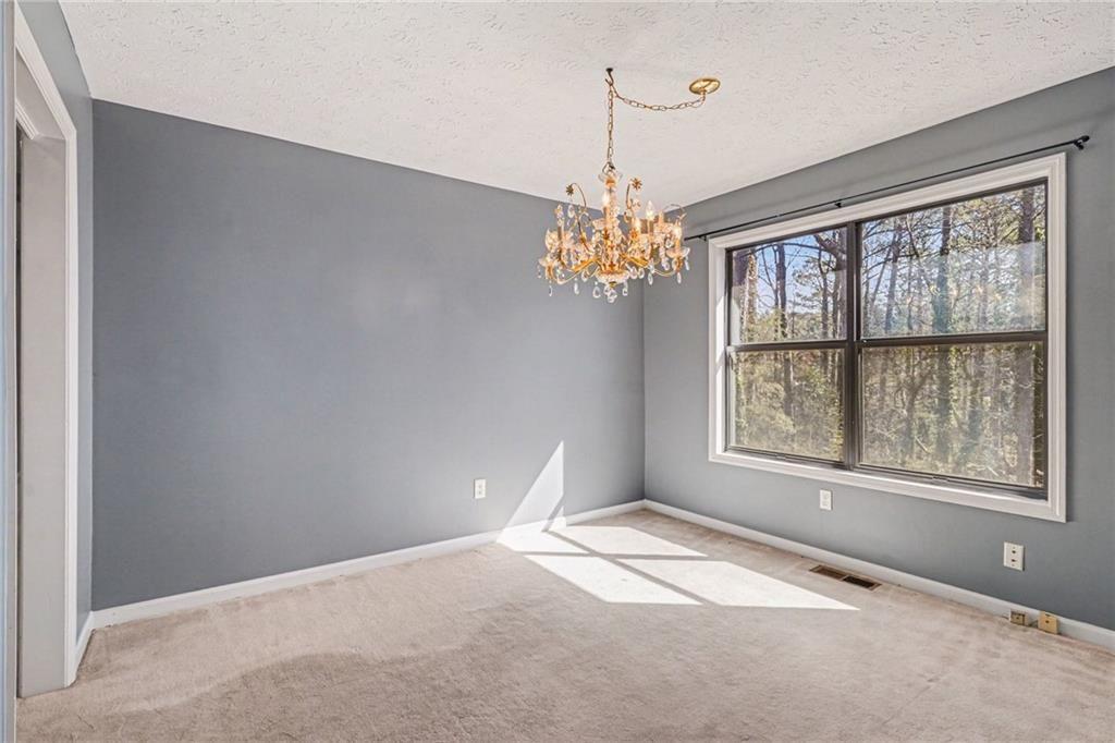 5088 Ravenwood Drive NW